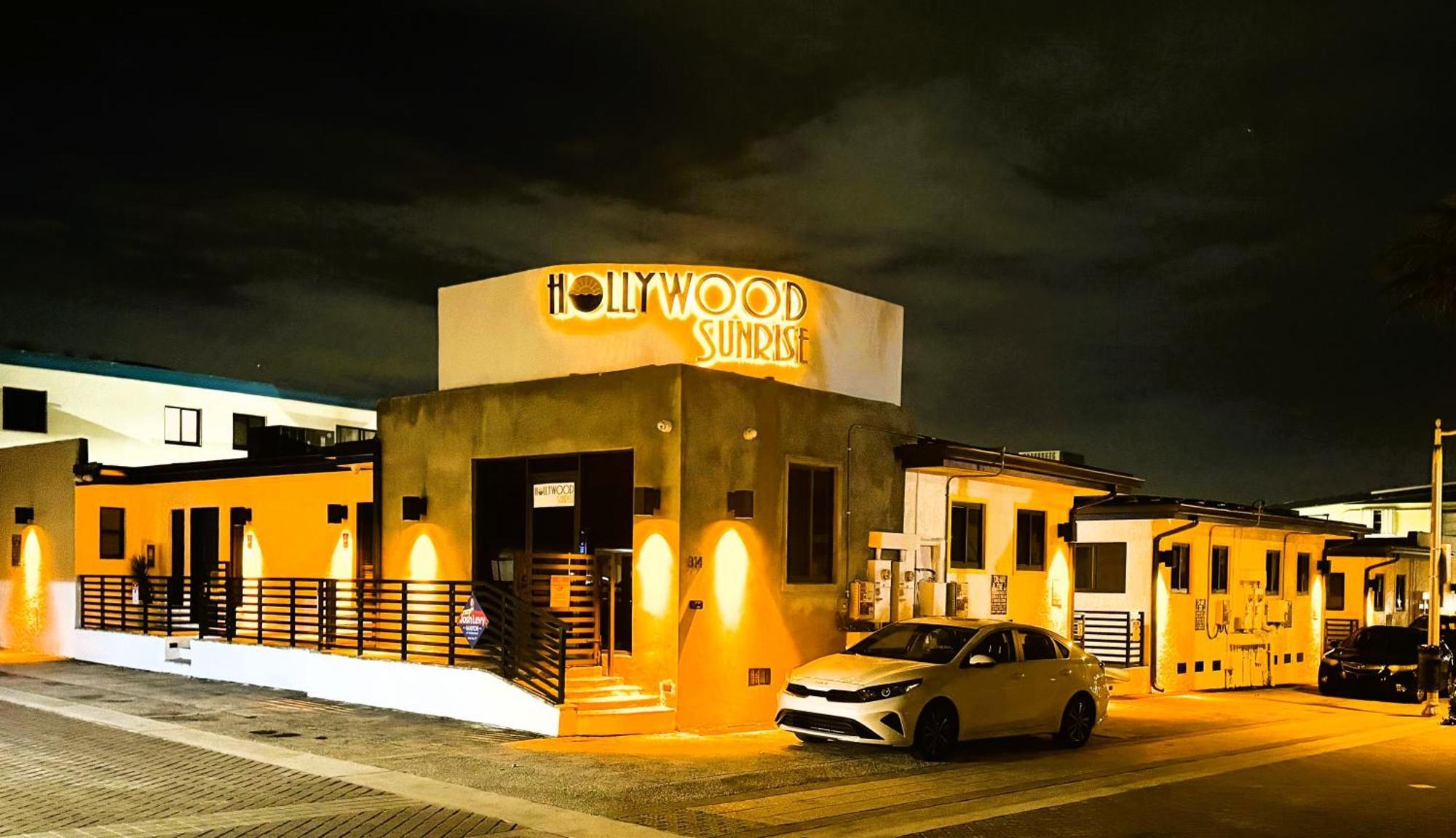 Hollywood Sunrise Hotel Buitenkant foto